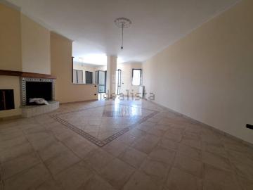Appartamento in vendita di 191 m² in Via degli Arbusti