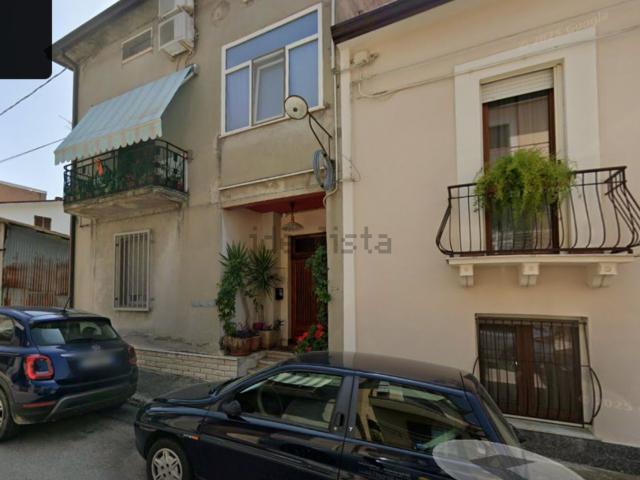 Appartamento in vendita di 191 m² in Via Lanciano