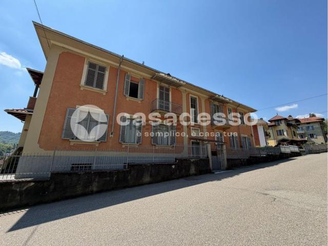 Appartamento in vendita di 191 m² in Via Martiri della Libertà, 3