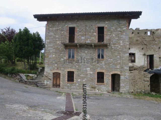 Appartamento in vendita di 191 m² in Via San Ambrogio