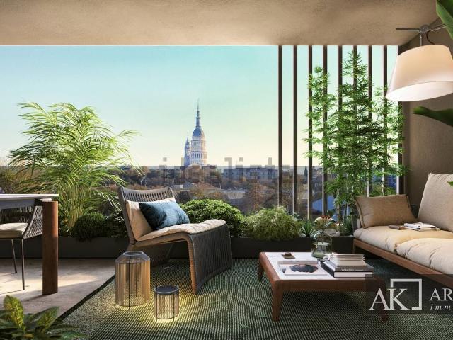 Appartamento in vendita di 191 m² in Via Pietro Paganini, 8