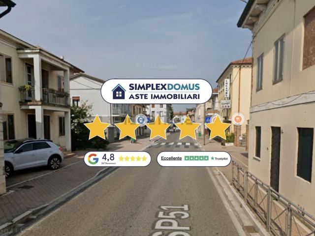 Appartamento in vendita di 191 m² in Via Roma