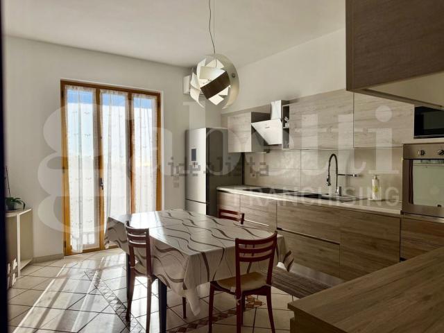 Appartamento in vendita di 191 m² in Via Vanella 139