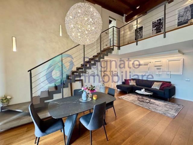 Appartamento in vendita di 192 m² in Via Campano Giovanni da Novara, 36