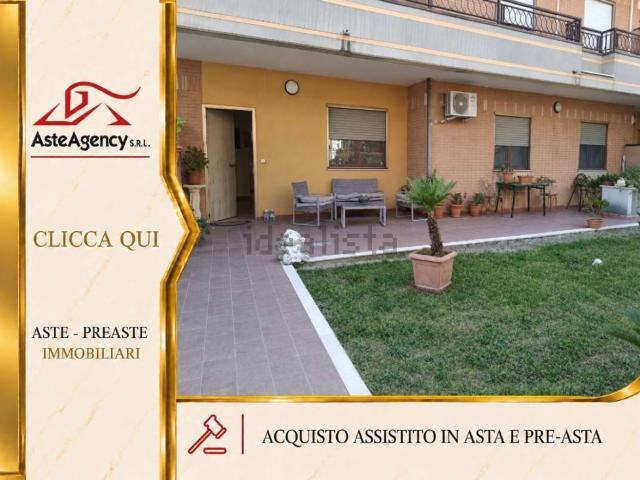 Appartamento in vendita di 192 m² in Via Federico II, 6