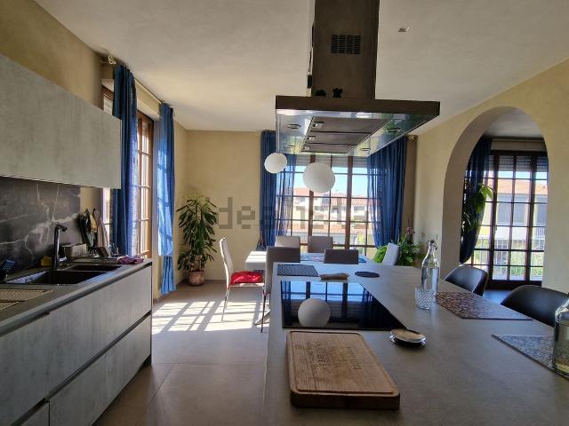 Appartamento in vendita di 192 m² in Via I Maggio