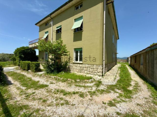Appartamento in vendita di 193 m² in Via Bernardino Lotti