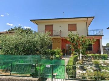 Appartamento in vendita di 193 m² in Via Bramalegno