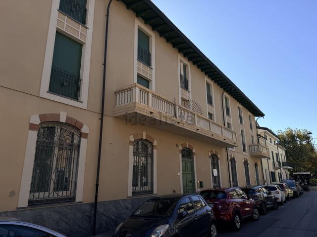 Appartamento in vendita di 193 m² in Via Giuseppe Verdi, 153