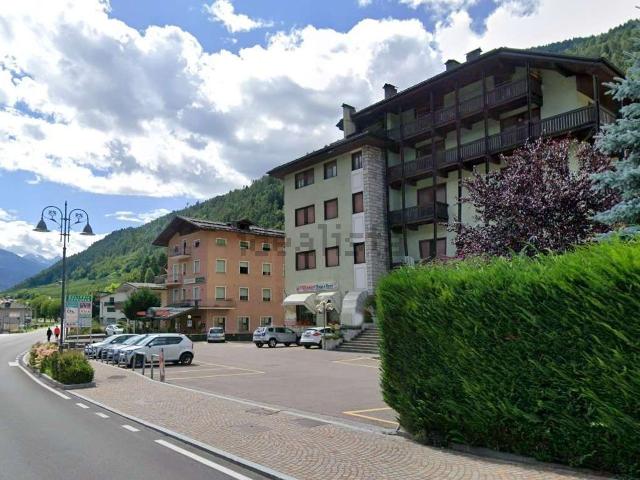 Appartamento in vendita di 193 m² in Via IV Novembre