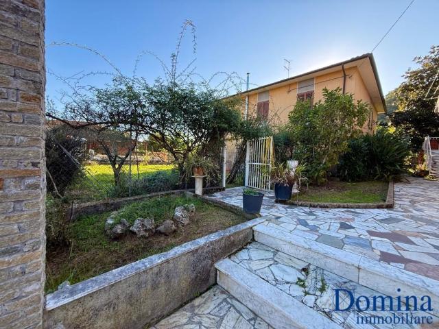 Appartamento in vendita di 193 m² in Via Villaggio Castagnara, 89