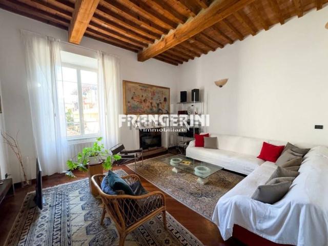 Appartamento in vendita di 194 m²