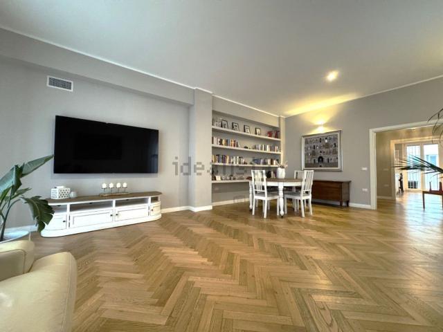 Appartamento in vendita di 194 m²
