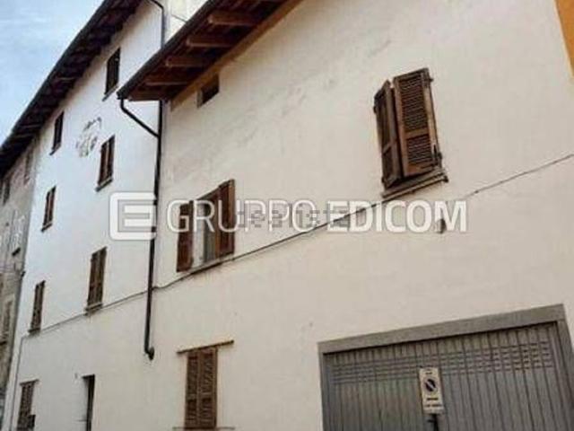 Appartamento in vendita di 194 m² in Via Gallarini