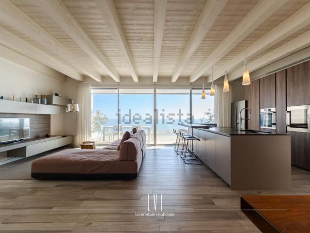 Appartamento in vendita di 194 m² in Via dal Moro Luigi, 45