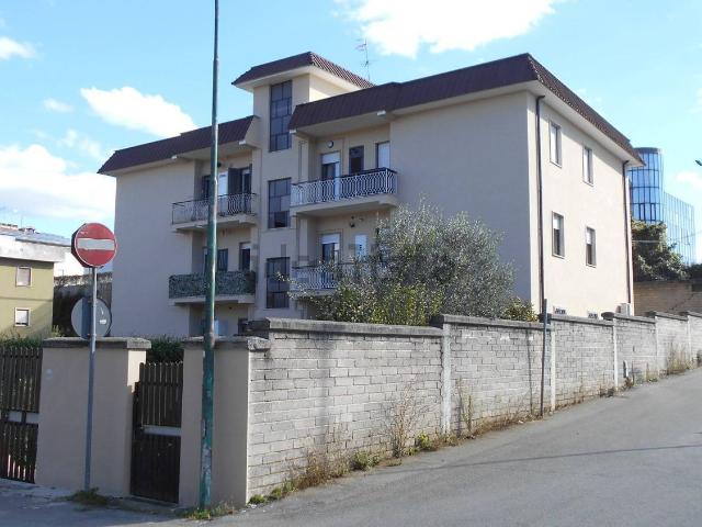 Appartamento in vendita di 194 m² in Via dei Lecci