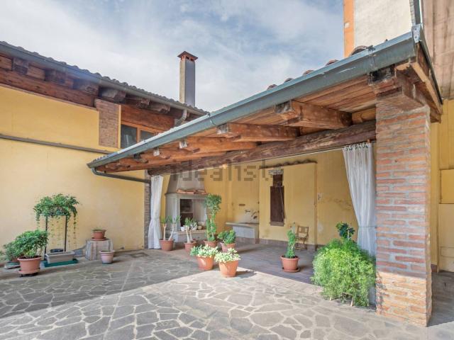 Appartamento in vendita di 194 m² in Via della Libertà, 5