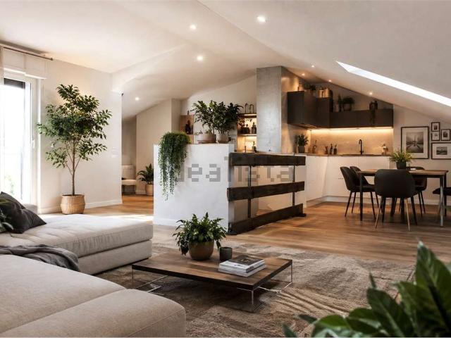 Appartamento in vendita di 194 m² in Via Francesco Parona, 9