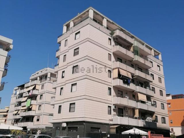 Appartamento in vendita di 194 m² in Via V. Ciampoli, 1