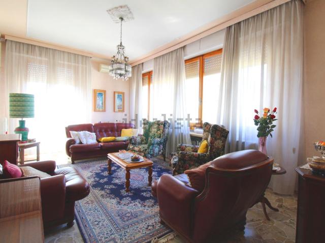 Appartamento in vendita di 194 m² in Via XX Settembre