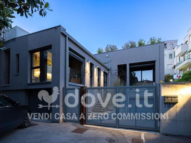 Appartamento in vendita di 194 m² in Viale XXIV Maggio, 72
