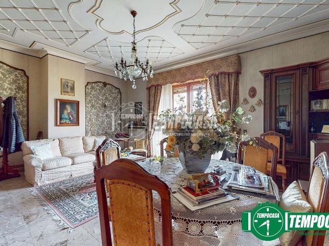 Appartamento in vendita di 195 m² in Strada per Valenza