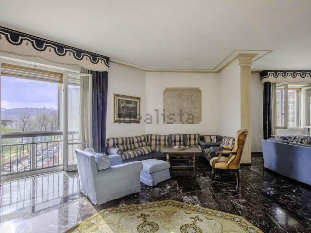 Appartamento in vendita di 195 m²