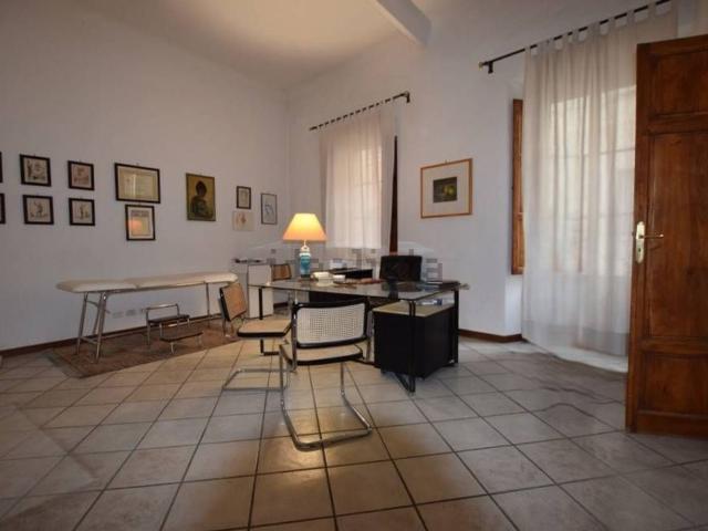 Appartamento in vendita di 195 m²