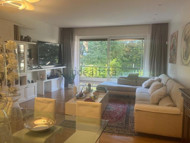 Appartamento in vendita di 195 m² in Via Andrea del Castagno, 146