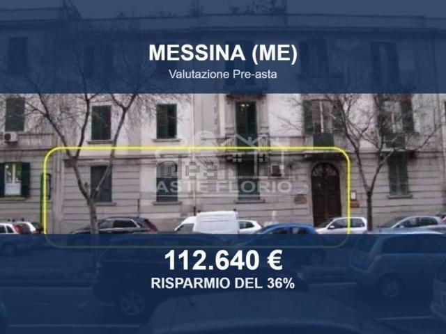 Appartamento in vendita di 195 m² in Via Giuseppe La Farina, 62