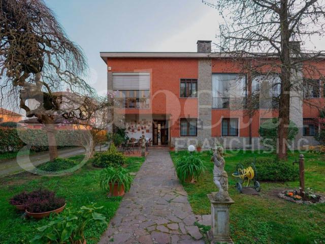 Appartamento in vendita di 195 m² in Via delle Fosse Ardeatine