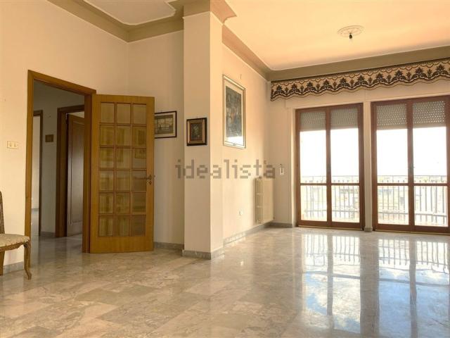 Appartamento in vendita di 195 m² in Via Livorno, 15