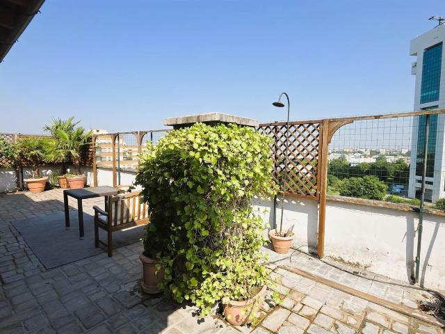 Appartamento in vendita di 195 m² in Via Molinetto di Lorenteggio