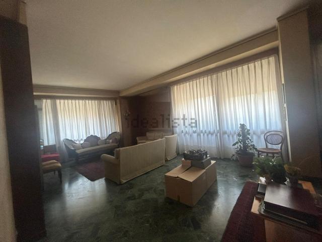 Appartamento in vendita di 195 m² in Via Marchese di Villabianca, 3