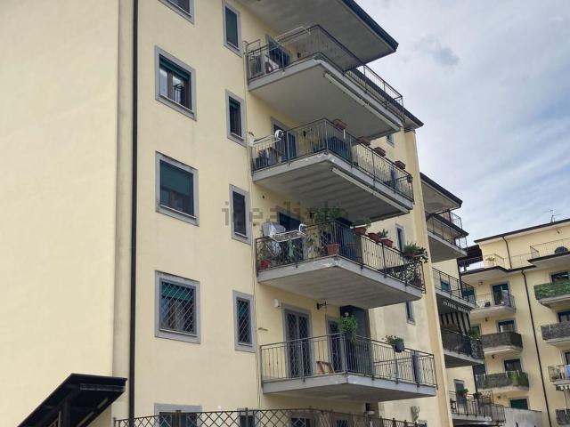 Appartamento in vendita di 195 m² in Via Sferracavalli, 3
