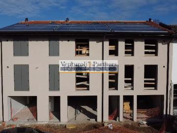 Appartamento in vendita di 195 m² in Via Staffolo
