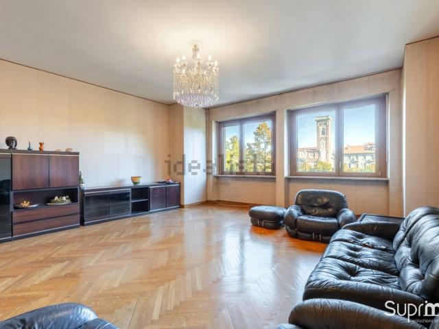 Appartamento in vendita di 195 m² in Via Susa, 15
