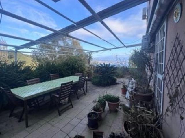 Appartamento in vendita di 195 m² in Via Pietro Nenni, 18