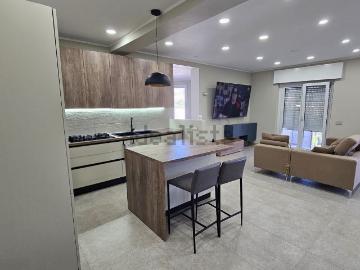 Appartamento in vendita di 195 m² in Viale Vincenzo de Filippis