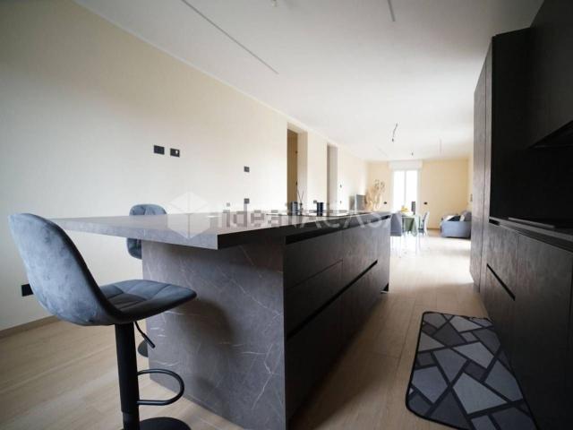 Appartamento in vendita di 195 m² in Viale Massimo D&apos Azeglio, 47
