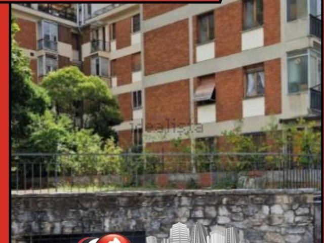 Appartamento in vendita di 195 m² in Viale Papa Giovanni XXIII