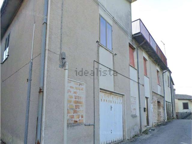 Appartamento in vendita di 195 m² in Località Cupano, 2