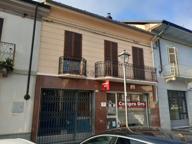 Appartamento in vendita di 195 m² in Piazza Dante