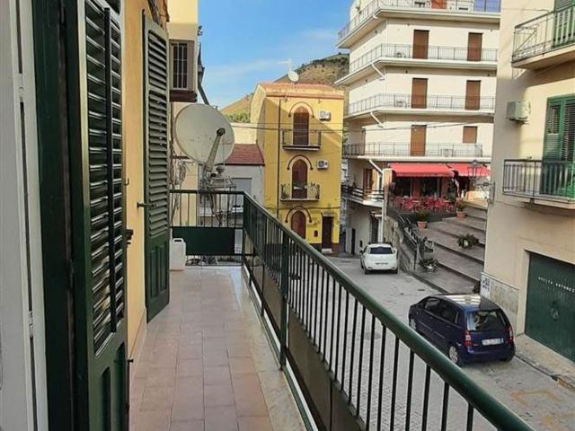 Appartamento in vendita di 196 m²