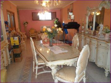 Appartamento in vendita di 196 m² in Via Aldo Moro