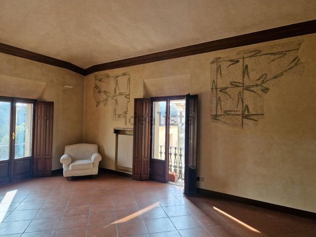 Appartamento in vendita di 196 m² in Via Giulio Romano, 14