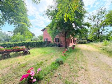 Appartamento in vendita di 196 m² in Via Montebello