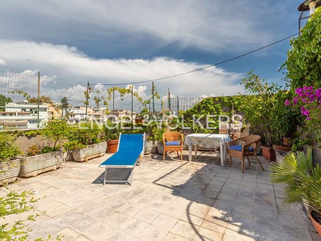 Appartamento in vendita di 196 m² in Via Mario Fioretti