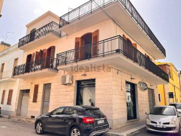 Appartamento in vendita di 196 m² in Via Mario Rapisardi