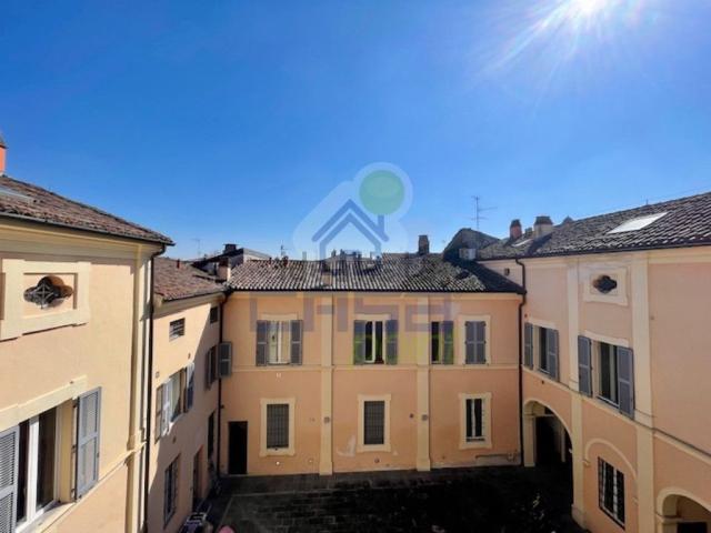 Appartamento in vendita di 196 m² in Via Martiri Liberta